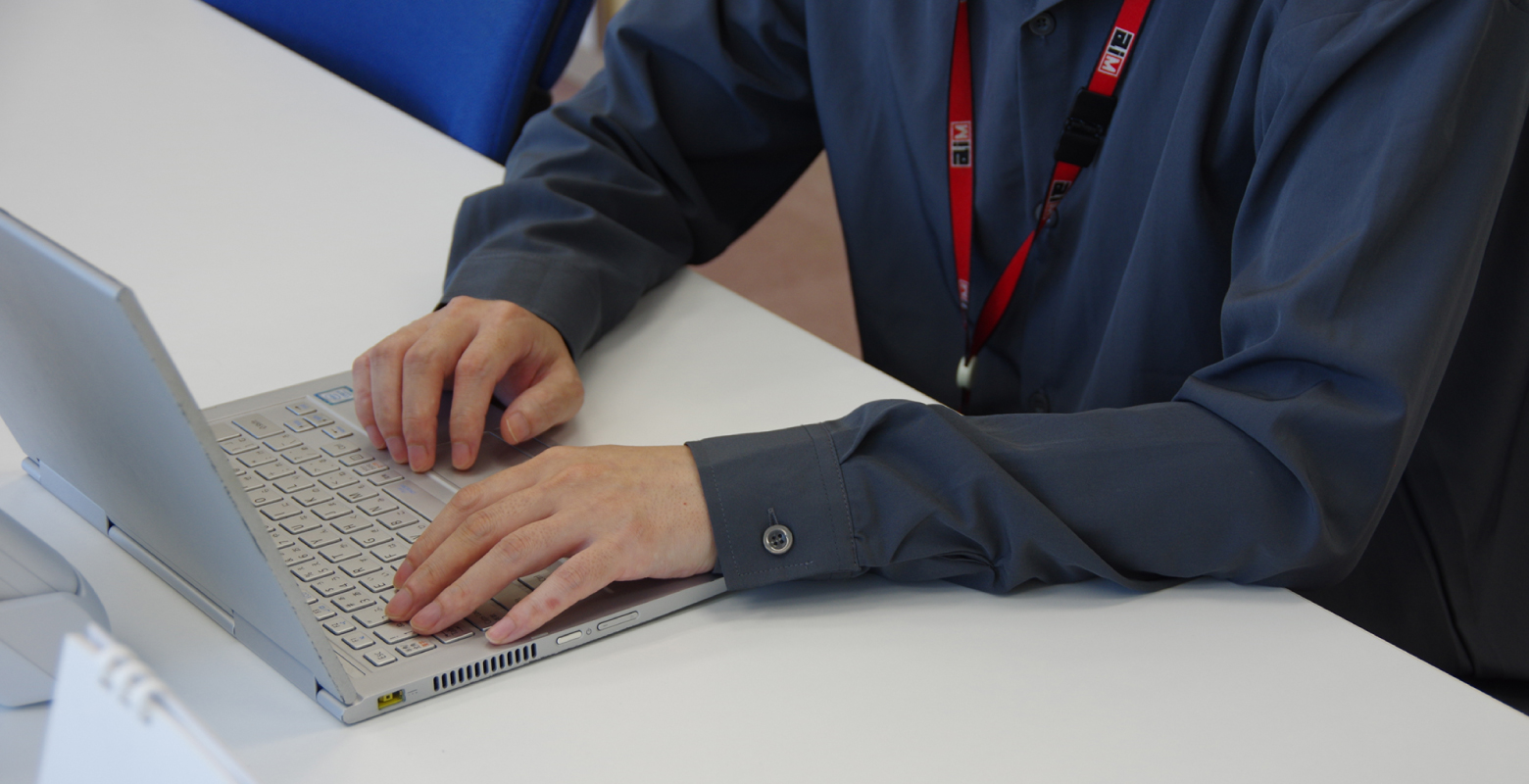 インタビューイメージ